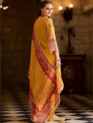 Women Ethnic Motifs Embroidered Regular Thread Work Kurta with Trousers & With Dupatta 3