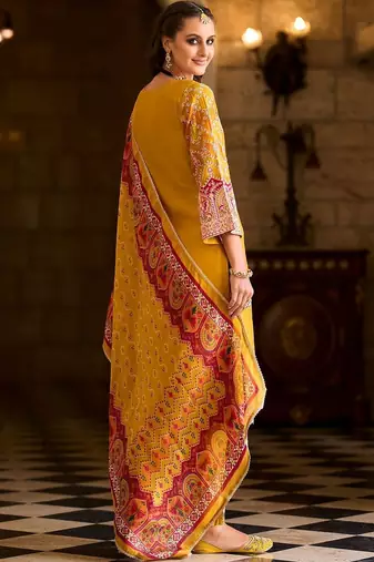 Women Ethnic Motifs Embroidered Regular Thread Work Kurta with Trousers & With Dupatta