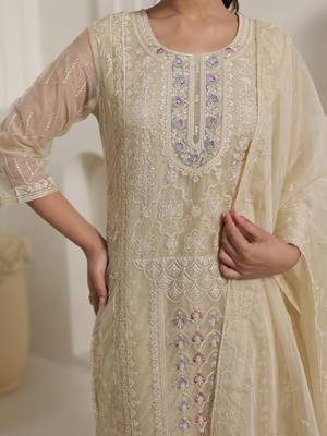 Women Solid Kurta with Trouser& With Dupatta 6
