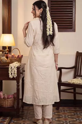 Women Floral Embroidered Regular Thread Work Pure Cotton Kurta with Trousers