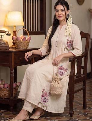 Women Floral Embroidered Regular Thread Work Pure Cotton Kurta with Trousers 4