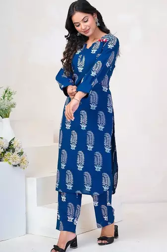 Women Ethnic Motifs Printed Regular Beads and Stones Pure Cotton Kurta with Trousers