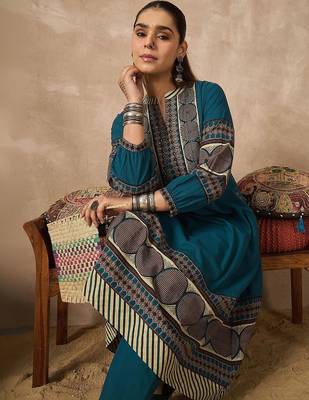 Women Printed Regular Pure Cotton Kurta with Trousers 4