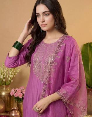 Women Ethnic Motifs Embroidered Regular Kurta with Trousers & With Dupatta 2