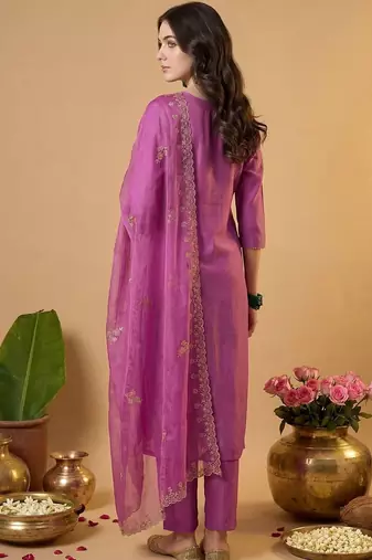 Women Ethnic Motifs Embroidered Regular Kurta with Trousers & With Dupatta