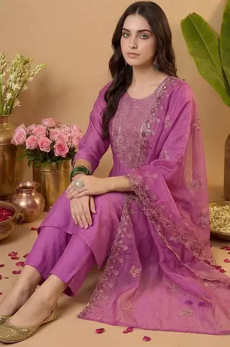 Women Ethnic Motifs Embroidered Regular Kurta with Trousers & With Dupatta