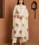 Women Floral Printed Regular Pure Cotton Kurta with Trousers & With Dupatta