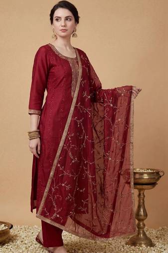 Women Ethnic Motifs Embroidered Regular Kurta with Trousers & With Dupatta
