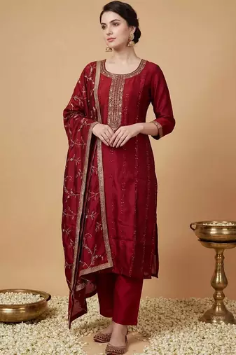 Women Ethnic Motifs Embroidered Regular Kurta with Trousers & With Dupatta