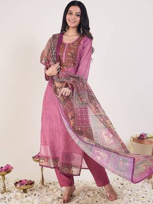Ethnic Motifs Embroidered Chanderi Cotton Kurta With Trousers & Dupatta 4
