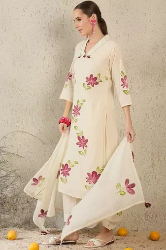 Women Floral Printed Regular Pure Cotton Straight Kurta with Trousers & Dupatta