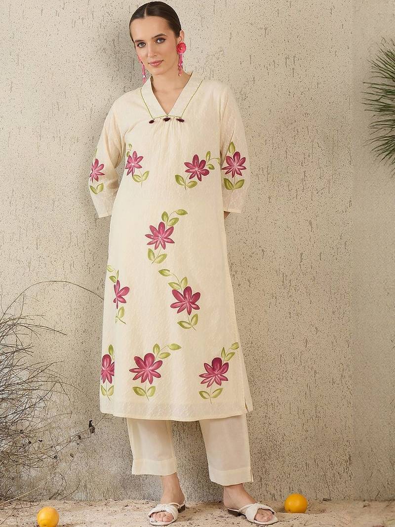 Women Floral Printed Regular Pure Cotton Straight Kurta with Trousers & Dupatta