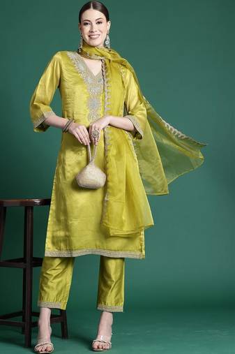 Women Ethnic Motifs Embroidered Regular Thread Work Kurta with Trousers & With Dupatta