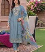 Women Floral Embroidered Regular Thread Work Liva Kurta with Trousers & With Dupatta