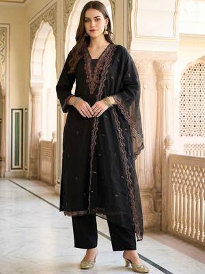 Women Ethnic Motifs Embroidered Regular Thread Work Kurta with Trousers & With Dupatta 1