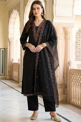 Women Ethnic Motifs Embroidered Regular Thread Work Kurta with Trousers & With Dupatta