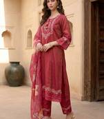 Women Floral Embroidered Regular Thread Work Kurta with Trousers & With Dupatta