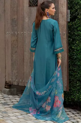 Floral Embroidered Thread Work Straight Kurta With Trousers & Dupatta