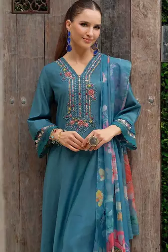 Floral Embroidered Thread Work Straight Kurta With Trousers & Dupatta