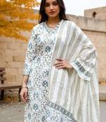 Women Ethnic Motifs Printed Cotton Kurta with Trousers & Dupatta