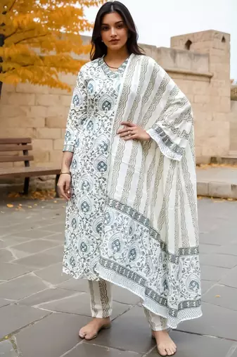 Women Ethnic Motifs Printed Cotton Kurta with Trousers & Dupatta