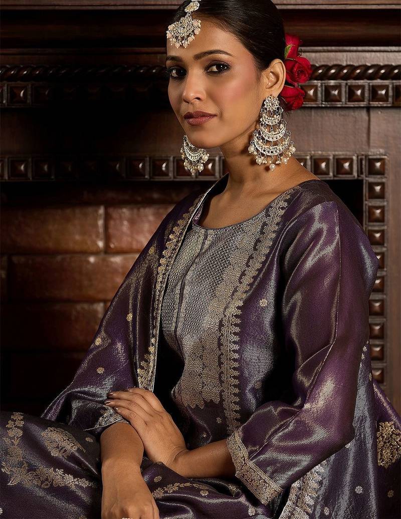 Women Ethnic Motifs Jacquard Zari Kurta with Trousers & With Dupatta