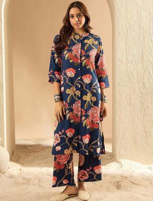 Women Floral Printed Regular Kurta with Palazzos 2