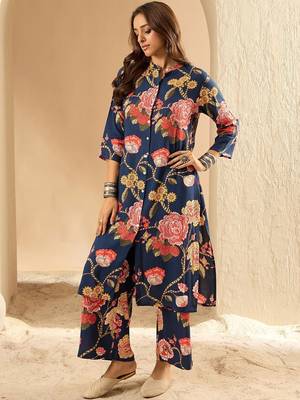 Women Floral Printed Regular Kurta with Palazzos 5