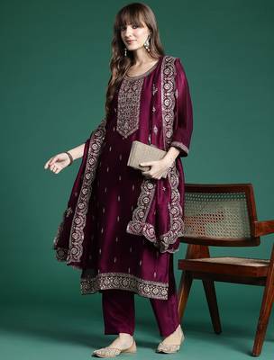 Ethnic Motifs Embroidered Sequinned Kurta with Trousers & With Dupatta 1