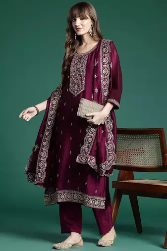 Ethnic Motifs Embroidered Sequinned Kurta with Trousers & With Dupatta