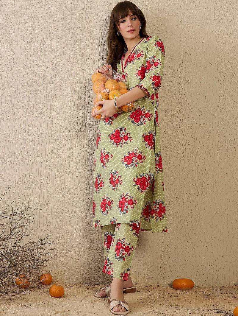 Women Floral Printed Regular Mirror Work Pure Cotton Kurta with Trousers
