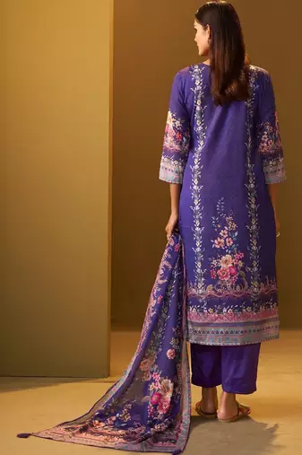 Women Floral Printed Regular Mirror Work Kurta with Trousers & With Dupatta