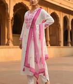 Women Floral Embroidered Regular Thread Work Kurta with Trousers & With Dupatta