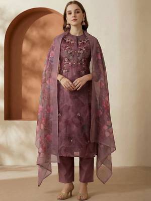 Women Floral Embroidered Regular Thread Work Chanderi Cotton Kurta with Trousers & With Dupatta 1