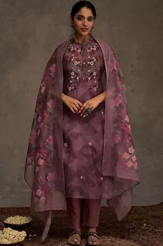 Women Floral Embroidered Regular Thread Work Chanderi Cotton Kurta with Trousers & With Dupatta
