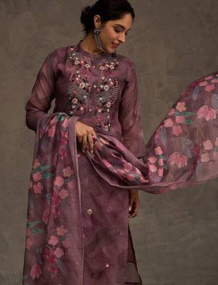 Women Floral Embroidered Regular Thread Work Chanderi Cotton Kurta with Trousers & With Dupatta 5