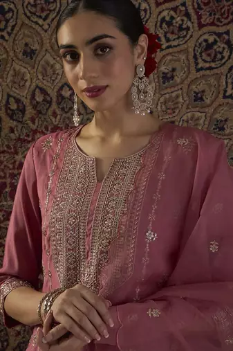 Ethnic Motifs Embroidered Notch Neck Zari Kurta With Palazzos & Dupatta