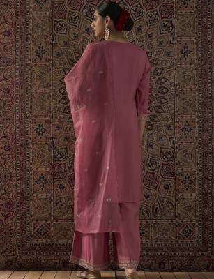 Ethnic Motifs Embroidered Notch Neck Zari Kurta With Palazzos & Dupatta 5