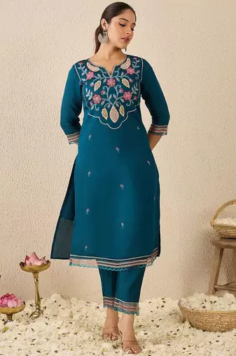 Women Ethnic Motifs Printed Kurta with Trousers & Dupatta