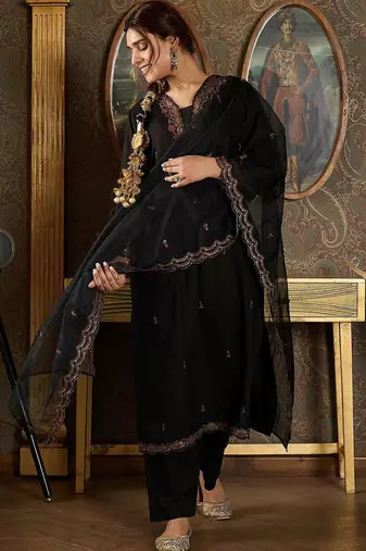 Ethnic Motifs Embroidered Thread Work Kurta with Trousers & Dupatta