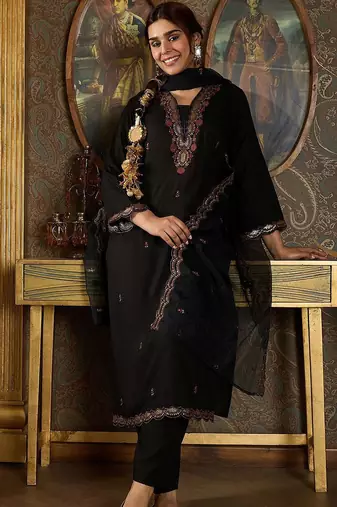 Ethnic Motifs Embroidered Thread Work Kurta with Trousers & Dupatta