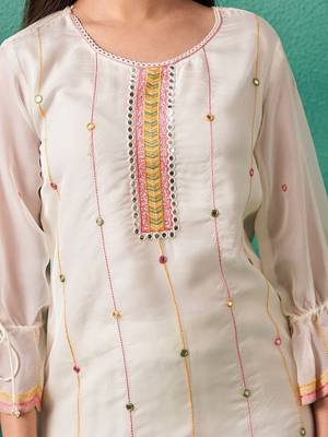 Women Floral Embroidered Regular Mirror Work Kurta with Trousers & Dupatta 4