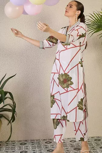 Women Floral Printed Regular Pure Cotton Kurta with Trousers