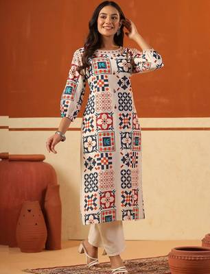 Women Printed Regular Kurta with Trousers 1