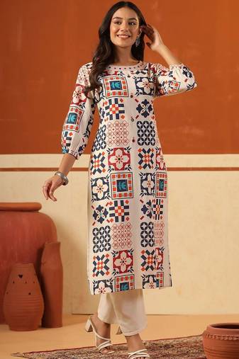 Women Printed Regular Kurta with Trousers
