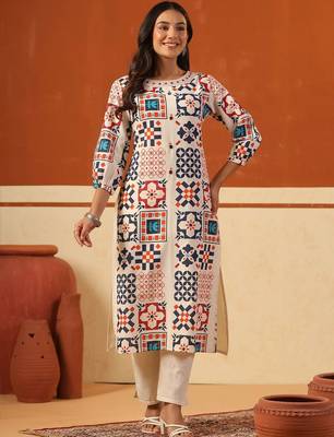 Women Printed Regular Kurta with Trousers 5