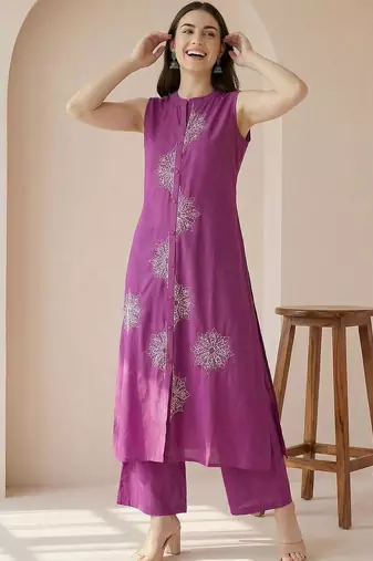 Women Ethnic Motifs Embroidered Regular Thread Work Pure Cotton Kurta with Palazzos