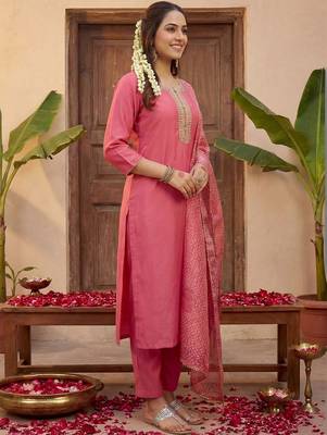 Women Ethnic Motifs Embroidered Regular Thread Work Kurta with Trousers & With Dupatta 7