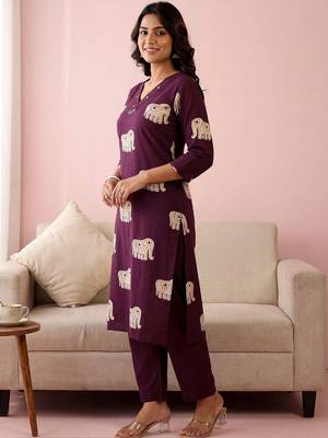 Women Ethnic Motifs Printed Regular Pure Cotton Kurta with Trousers 7