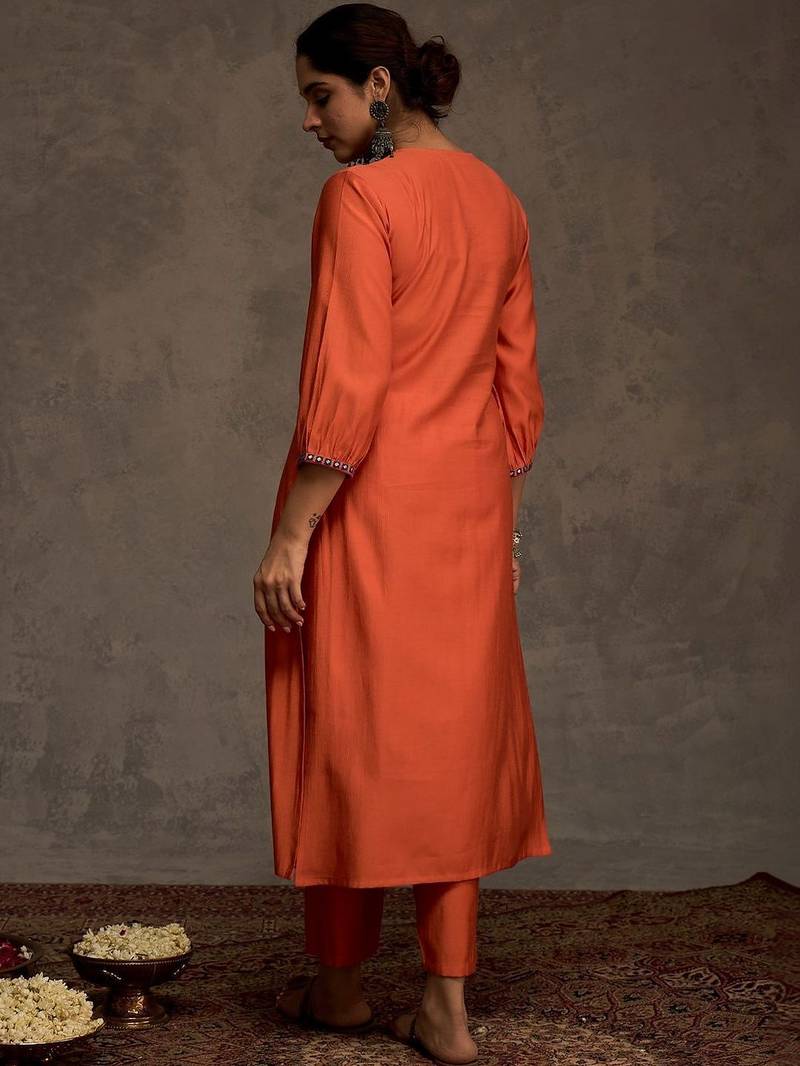 Women Ethnic Motifs Embroidered Pleated Thread Work Liva Kurta with Trousers
